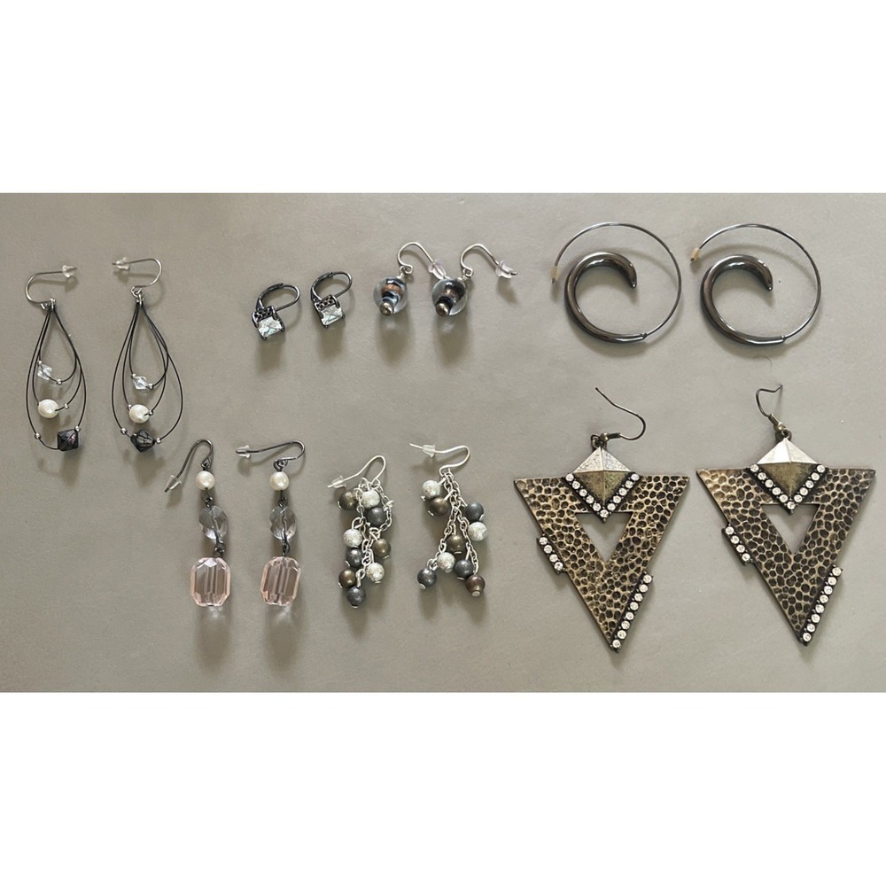 Lot of 7 Piece Vintage Goth To Modern Earrings